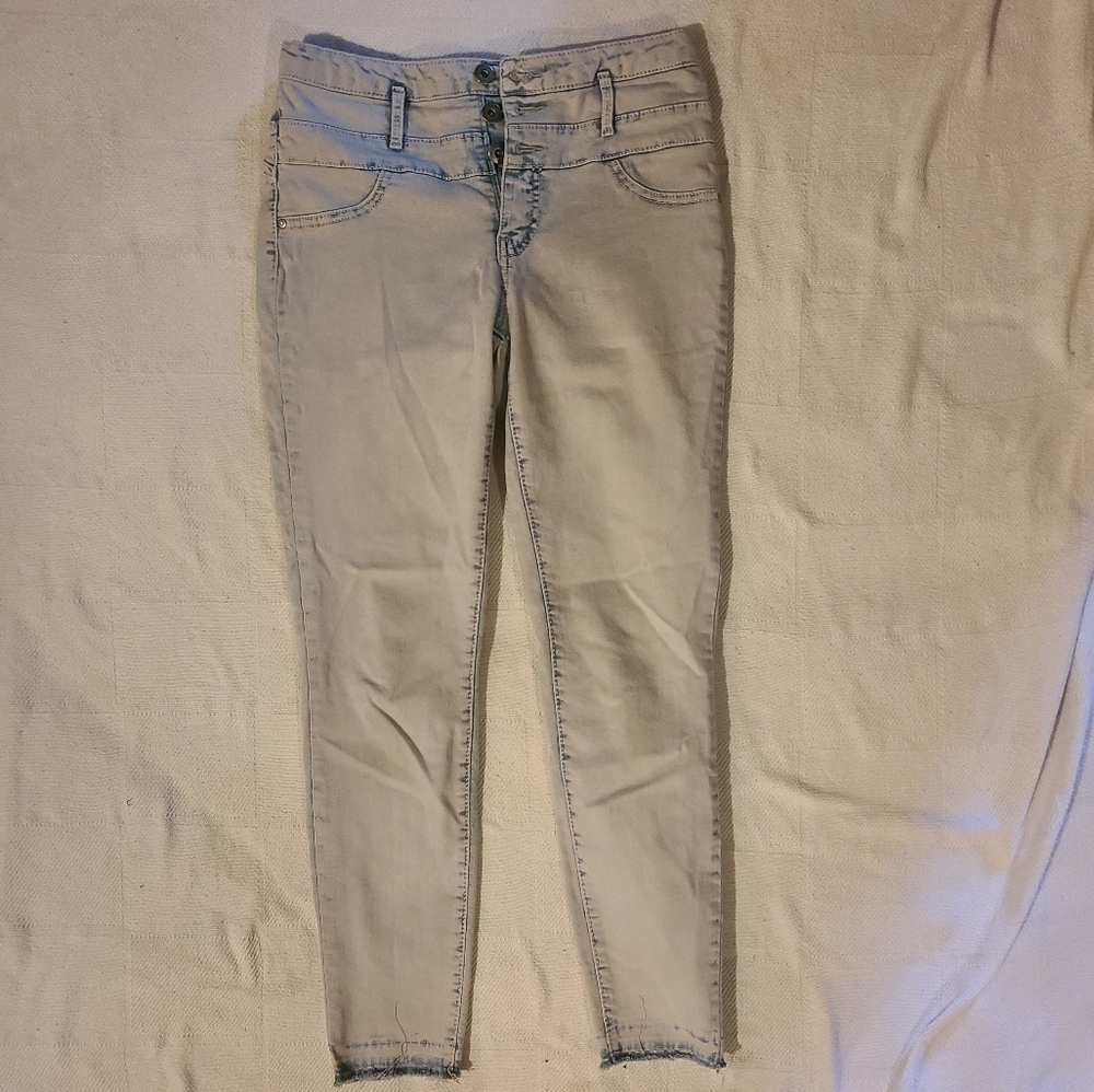High rise "No Boundaries" skinny jeans